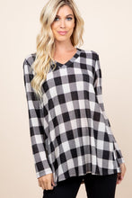 Load image into Gallery viewer, Black &amp; White Plaid Top

