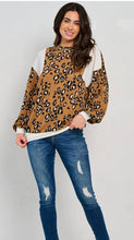 Load image into Gallery viewer, Leopard Print Sweater
