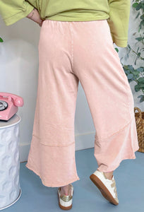 Mineral Wash Flower Cropped Pants
