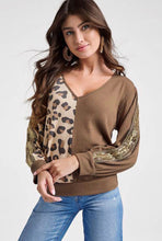 Load image into Gallery viewer, Leopard Waffle Contrast Top
