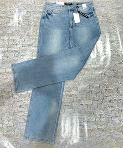 Judy Blue Tummy Control Straight Leg Jeans