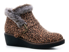 Load image into Gallery viewer, Corky&#39;s Leopard Booties
