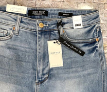 Load image into Gallery viewer, Judy Blue Tummy Control Straight Leg Jeans
