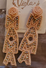 Load image into Gallery viewer, MaMa Seed Bead Earrings
