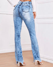 Load image into Gallery viewer, Pearl Accent Jeans
